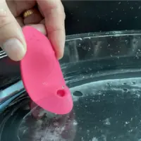 Calcinha Vibratória com Controle Remoto a Distância, Sugador e Vibrador de Clitóris - Rose