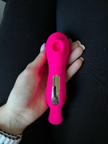 Click to view full screen Vibrador Feminino Discreto com Sugador de Clitóris - BirdFly photo review