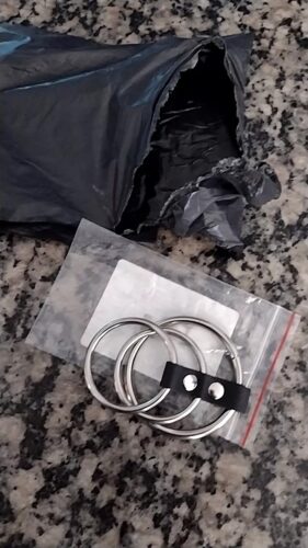 Anel Peniano Triplo em Metal com Tira em Couro Sintético photo review