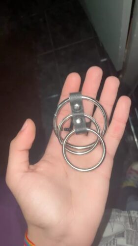 Anel Peniano Triplo em Metal com Tira em Couro Sintético photo review