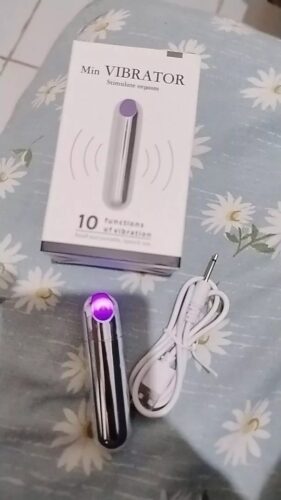 Click to view full screen Vibrador Feminino Mini Cápsula Bullet - 10 Velocidades photo review