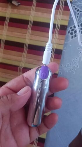 Click to view full screen Vibrador Feminino Mini Cápsula Bullet - 10 Velocidades photo review