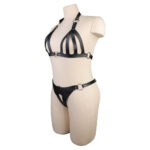 Conjunto Bondage Vixen — Sutiã e Calcinha em PVC com Detalhes Metálicos