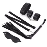 Kit Sado Bondage com 5 Peças – Algemas, Venda, Chicote, Coleira e Guia