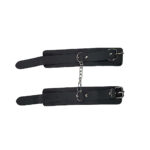 Kit Sado Bondage com 5 Peças – Algemas, Venda, Chicote, Coleira e Guia