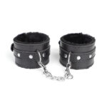 Kit Sado Bondage com 4 Peças – Venda, Chicote, Algema e Adesivos Sensoriais para Seios
